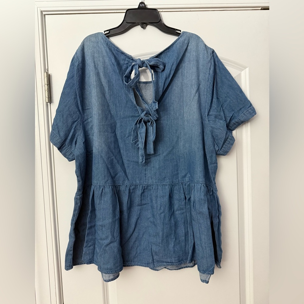 Lane Bryant short sleeve double bow blue denim chambray style top NWT - Picture 6 of 7